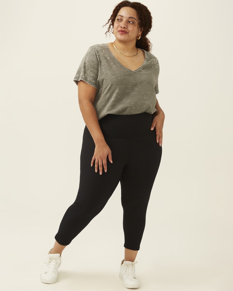 Plus size cheap black capris